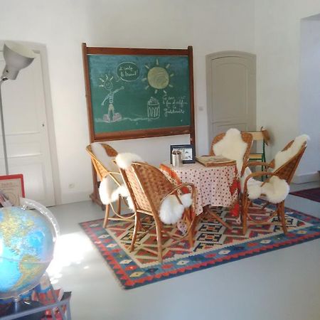 Bed and Breakfast La Bonne Ecole Les Landes-Genusson Exterior foto